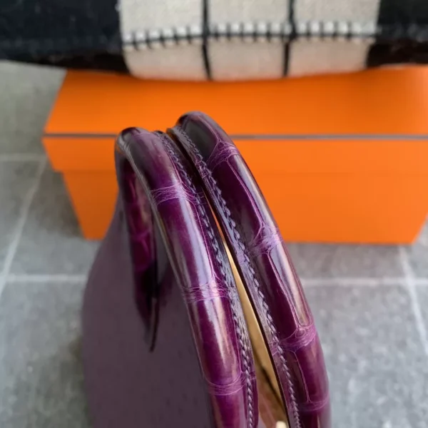 Canada Ottawa Hermes Birkin 30CM P9 Anemone Ostrich / Shiny Crocodile Silver Hardware