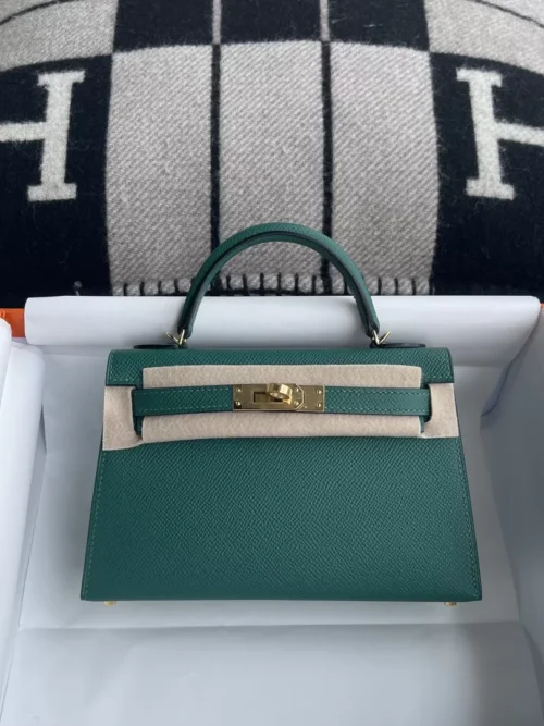 Hermes Epsom Leather Z6 Malachite Mini Kelly 19CM Gold Hardware