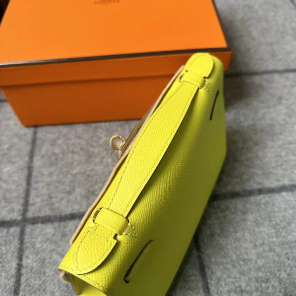 556e292964a8351-jpg Hermes Boutique 9R Lime Kelly Pochette 22cm Epsom Leather Brush Gold Hardware