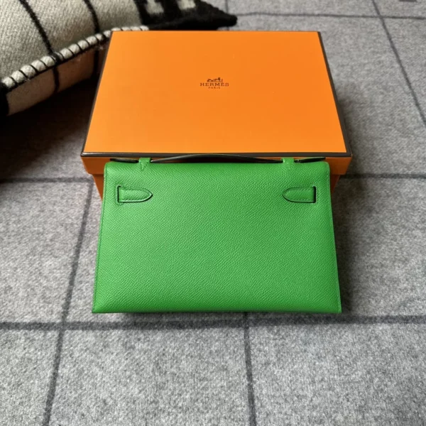 Hermes 1K Bambou Epsom Leather Kelly Pochette 22CM Silver Hardware