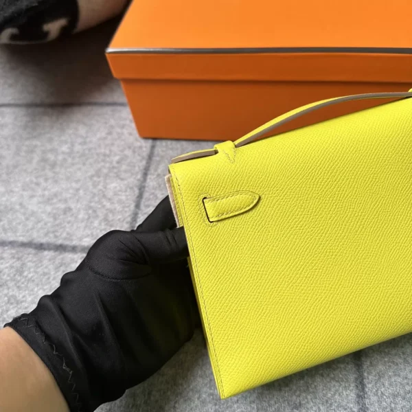 c4a40c095c6c4d5-jpg Hermes Boutique 9R Lime Kelly Pochette 22cm Epsom Leather Brush Gold Hardware