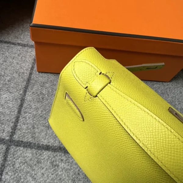 ed2f5bad60716bb-jpg Hermes Boutique 9R Lime Kelly Pochette 22cm Epsom Leather Brush Gold Hardware