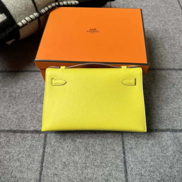 f7fa8101c8b4611-jpg Hermes Boutique 9R Lime Kelly Pochette 22cm Epsom Leather Brush Gold Hardware