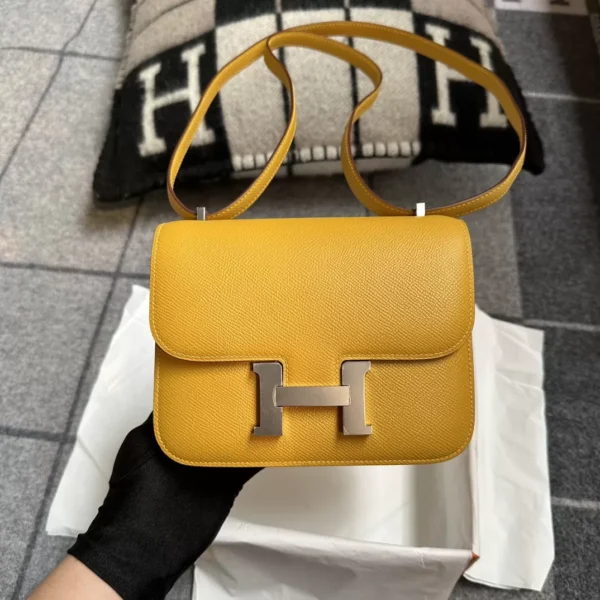 Handmade Hermes Epsom Leather Constance 18CM 9D Amber Silver Hardware