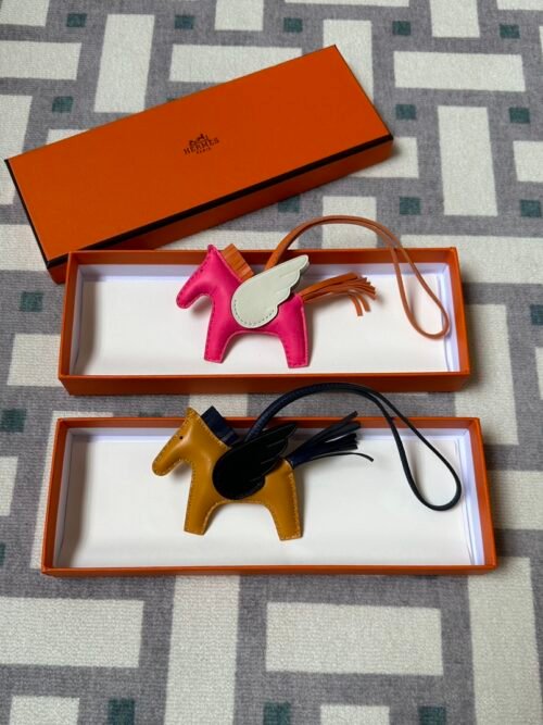 Hermes Bag Charms Rodeo Pegase PM 5R Rose Shocking & 37 Gold Agneau Leather