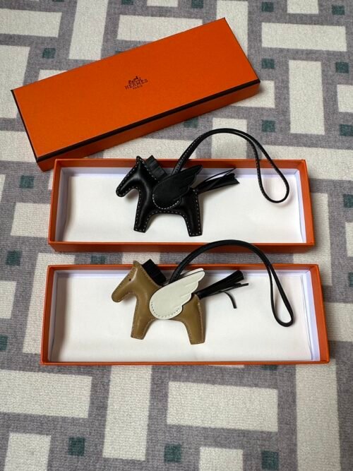 Hermes Bag Charm Rodeo Pegase PM 89 Noir & 0M Chai/10 Craie/89 Noir Agneau Leather