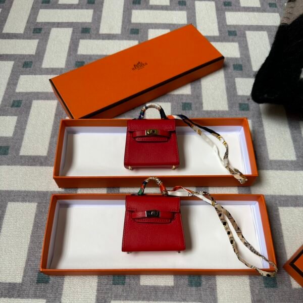 Hermes Kelly Twilly Bag Charms Tadelakt Leather Q5 Rouge Casaque Silver/Gold Hardware