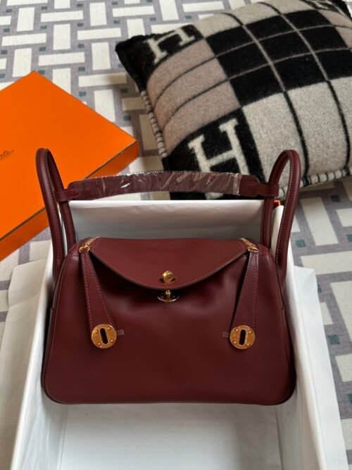UAE Dubai Hermes Lindy 26CM CK55 Rouge H Swift Leather Gold Hardware