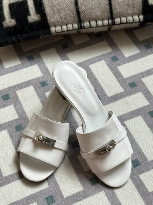 Hermes Shoes Price GiGi Sandals Slippers in White Size34-41 Middle-Heel
