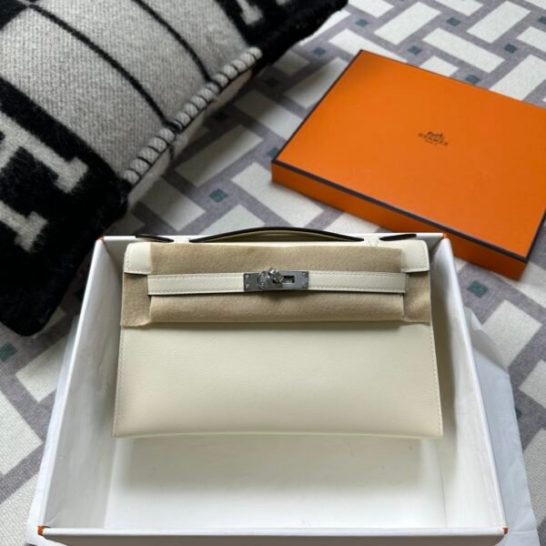 wsxc1718114125084_0-1 Hermes Bag Images Kelly Pochette 22cm Swift Leather I2 Nata Silver Hardware