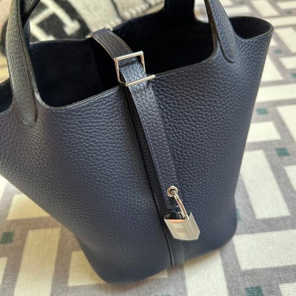 Qatar Doha Hermes Picotin 18CM Clemence Leather 73 Blue Saphir Silver Hardware