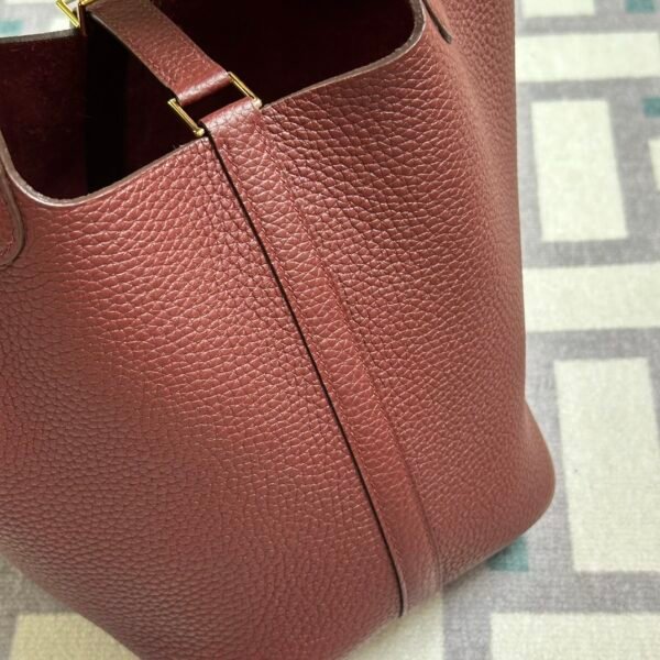 UAE Dubai Hermes Clemence Leather 55 Rouge H Picotin 18CM Gold Hardware