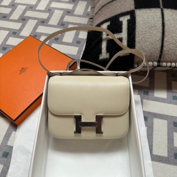 wsxc1720020309705_0-1 USA New York Hermes Constance 18CM Chevre Leather 10 Craie Silver Hardware