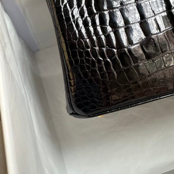 Hong Kong Hermes Shiny Niloticus Crocodile Birkin 25CM 89 Noir Gold Hardware