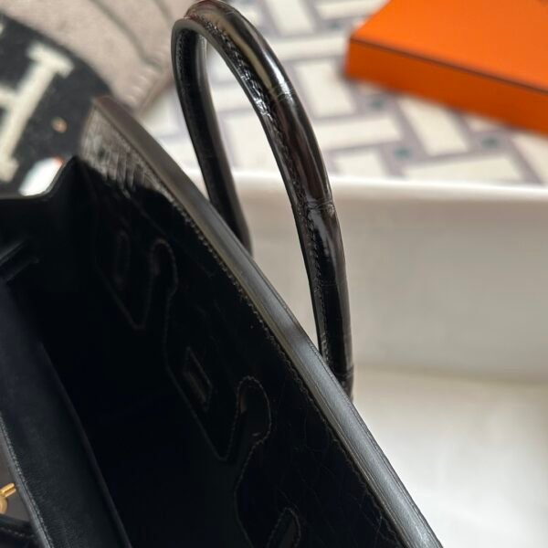 Hong Kong Hermes Shiny Niloticus Crocodile Birkin 25CM 89 Noir Gold Hardware