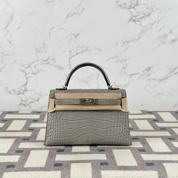 Hermes Bag Price Matte Alligator Crocodile Mini Kelly 19CM 0W Gris Neve Silver Hardware