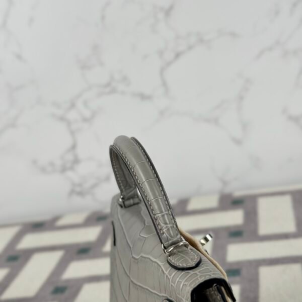 Hermes Bag Price Matte Alligator Crocodile Mini Kelly 19CM 0W Gris Neve Silver Hardware