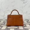 wsxc1722867905850_1 UK London Hermes Mini Kelly 19CM 37 Gold Matte Alligator Crocodile Gold Hardware