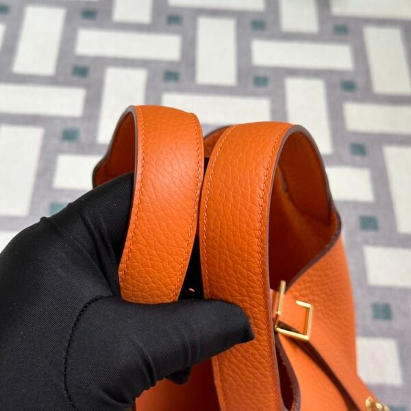 wsxc1723913261426_1 UK London Hermes Picotin 18CM CC93 Orange Clemence Leather Gold Hardware