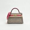wsxc1729525879479_0 UAE Dubai Hermes Ostrich Mini Kelly 19CM M8 Gris Asphalt / E5 Rose Tyrien Gold Hardware