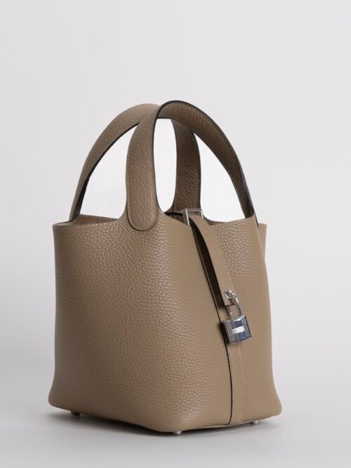 Russia Moscow Picotin 18CM Clemence Leather 8Q Beige Marfa Silver Hardware