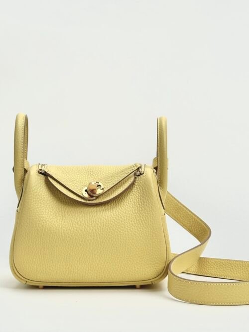 Hong Kong Mini Lindy 19CM Clemence Leather 1Z Jaune Poussin Gold Hardware